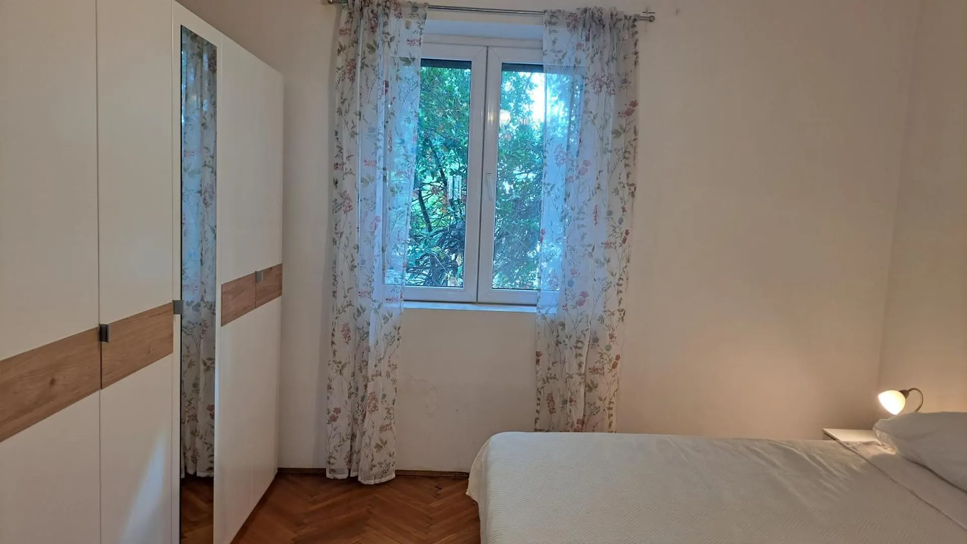 Apartment Pino Zadar